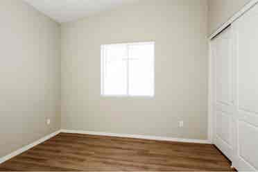 Spacious Rooms For Rent