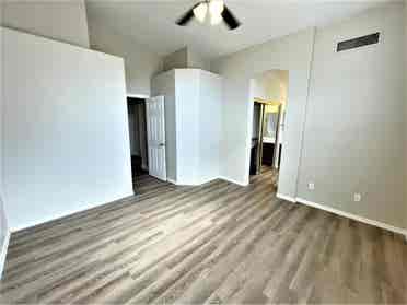 Spacious Rooms For Rent