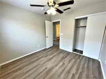 Spacious Rooms For Rent
