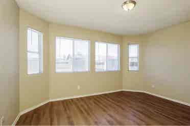 Spacious Rooms For Rent