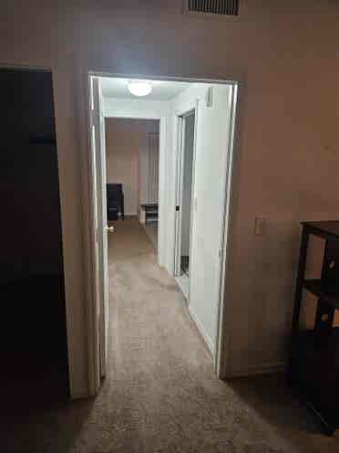 Roommate wanted in Ft Myers