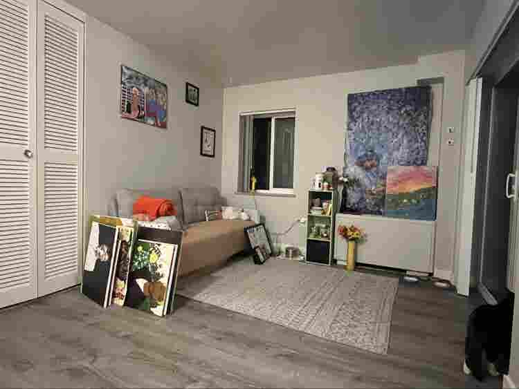 room in b available now!!