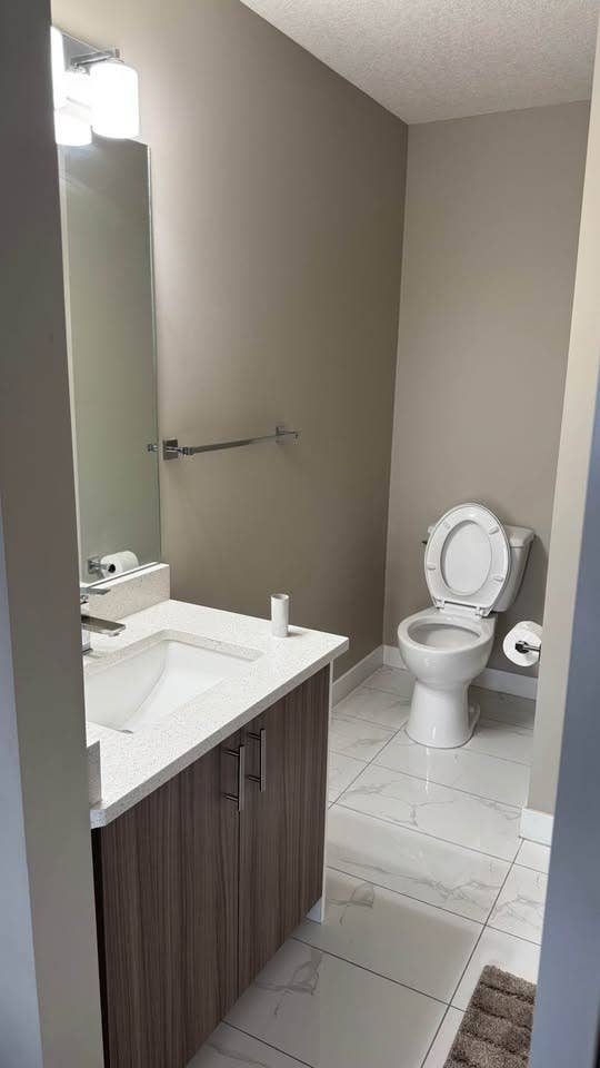 1 master bedroom to rent