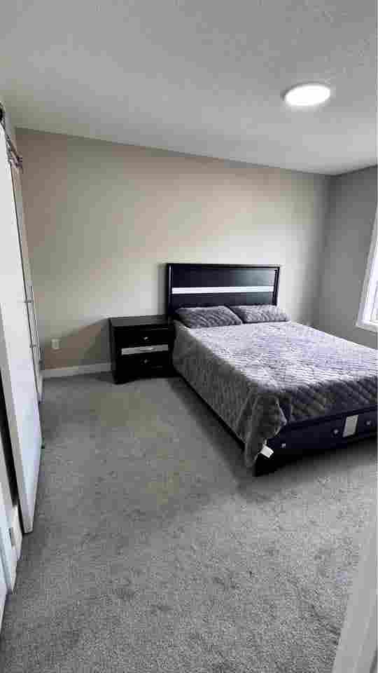 1 master bedroom to rent