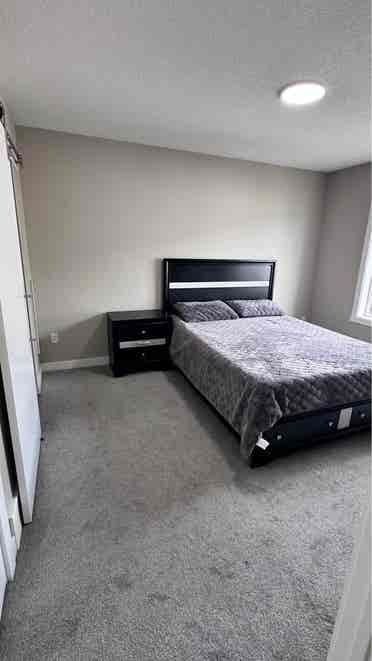 1 master bedroom to rent