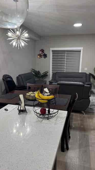 1 master bedroom to rent