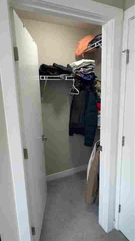 1 master bedroom to rent