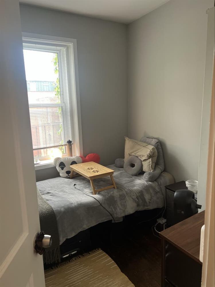 3 Bedroom Apartment - North End