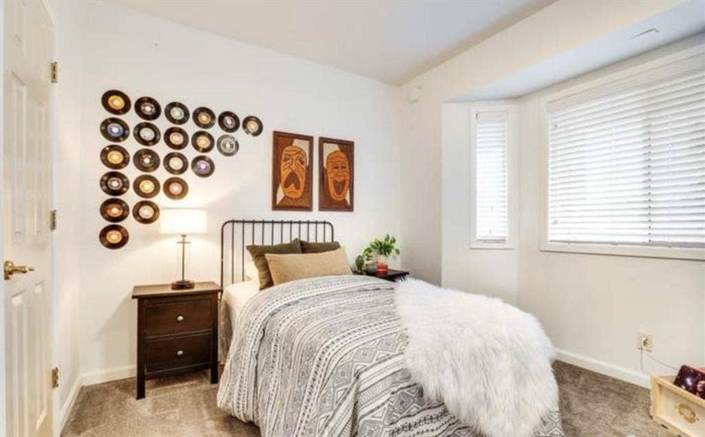 One room for rent with private bath