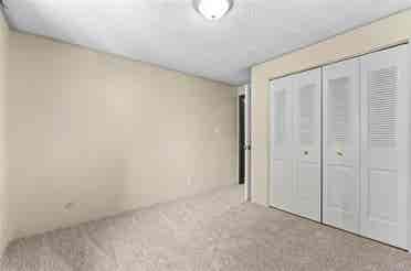room for rent in a townhome