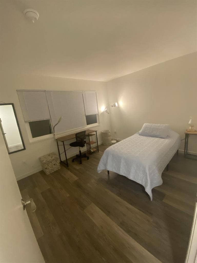 Private Room - FEMALE