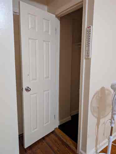 Approx  sqft, Jamaica NY F train