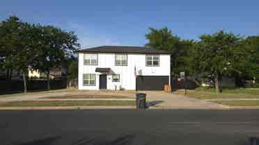 3 rooms for rent