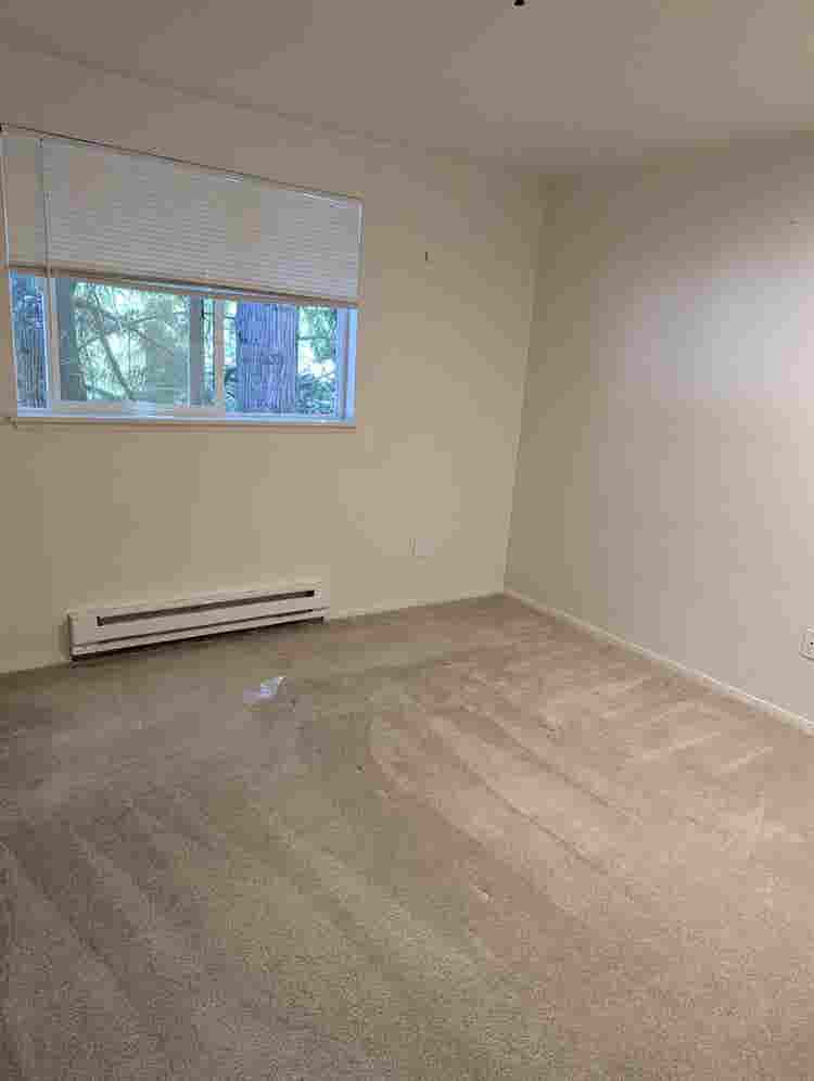 Big room in a b