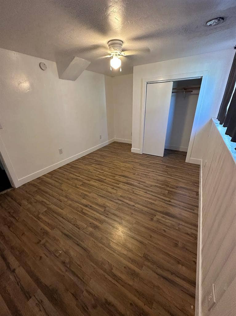 Private room for rent