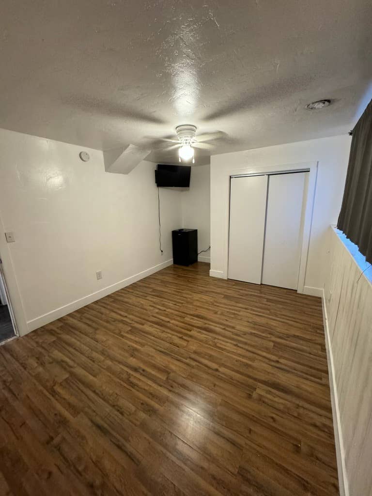 Private room for rent