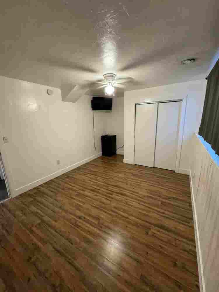 Private room for rent