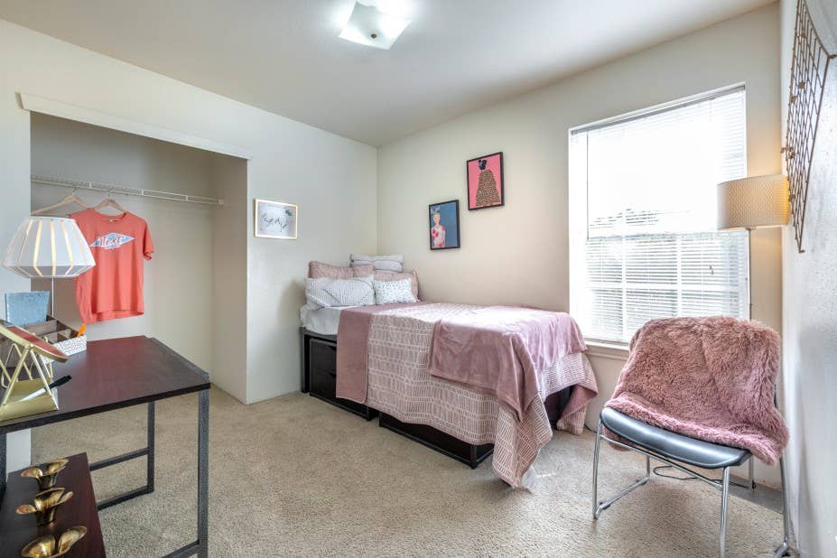 Lease Available !!!