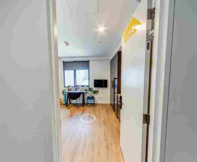 Perfect Large Studio Apartment