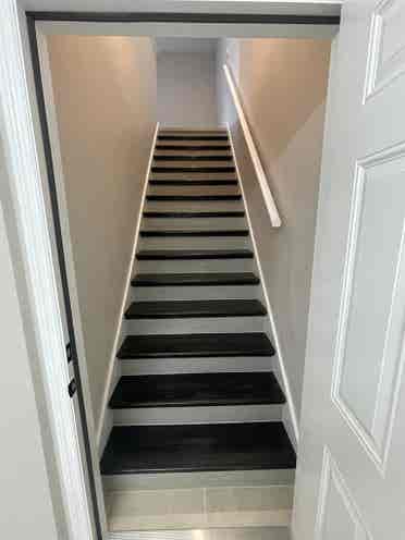 Fresh, newly remodeled apt. studio