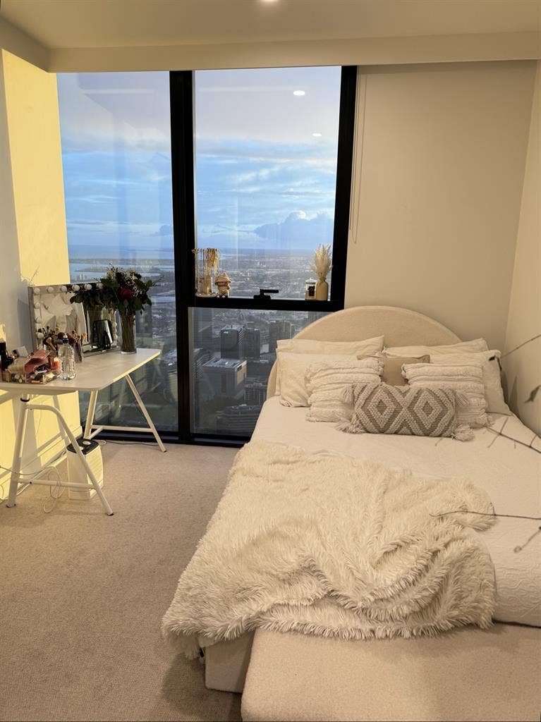 Room with ensuite on th floor CBD