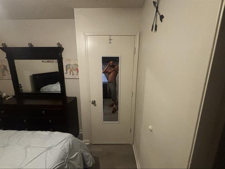 Furnished room queen and smart tv