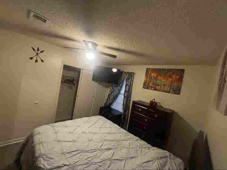 Furnished room queen and smart tv
