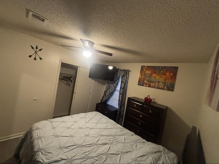 Furnished room queen and smart tv