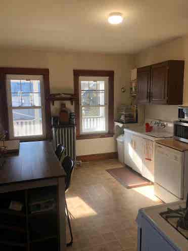 Room in Shared Apartment for 9/1