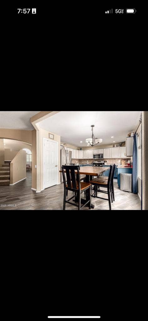 Room in north phoenix