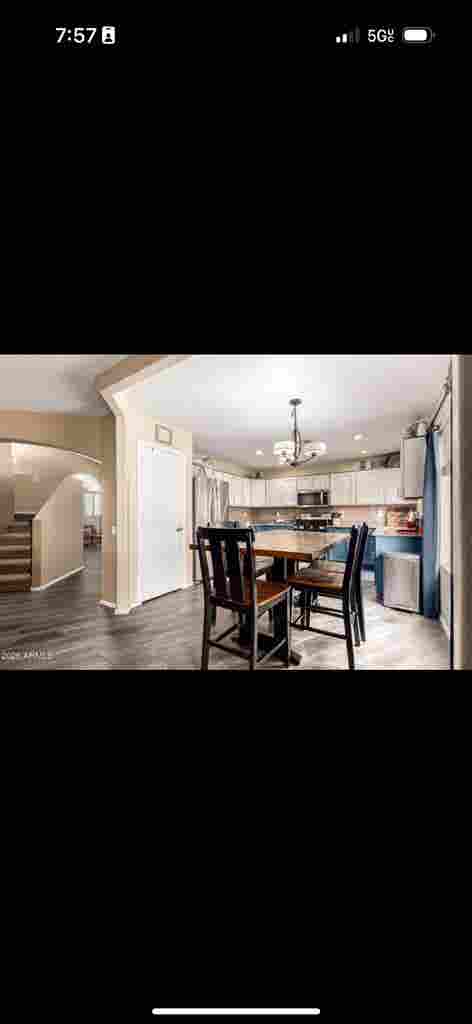 Room in north phoenix