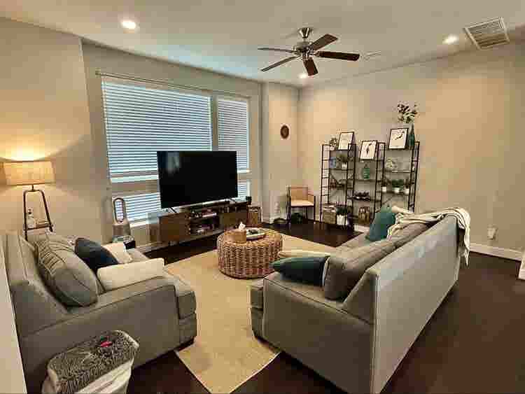 Heights private room for rent