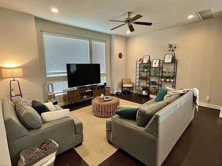 Heights private room for rent