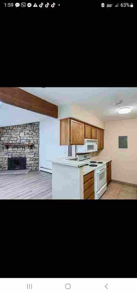 Large bath condo  for rent