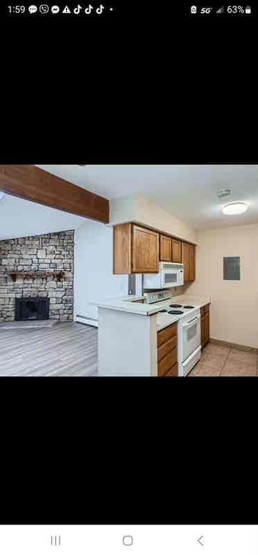 Large bath condo  for rent