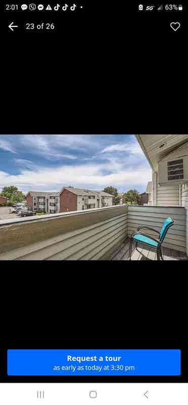 Large bath condo  for rent