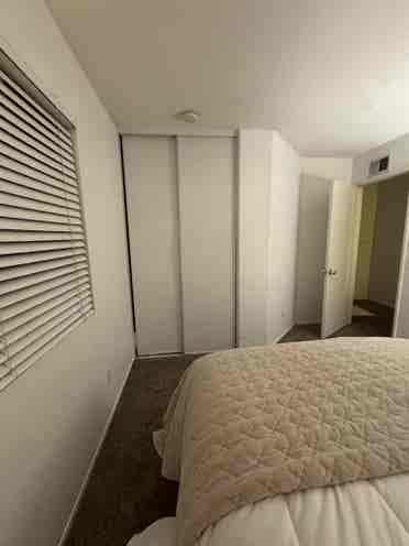 Furnished room weekly / monthly pay
