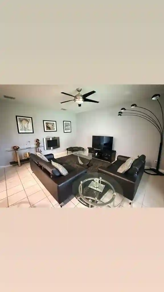 Private Room in Ft Myers Home