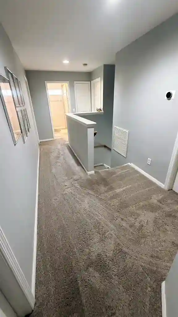 House/Rooms available in Ft Myers