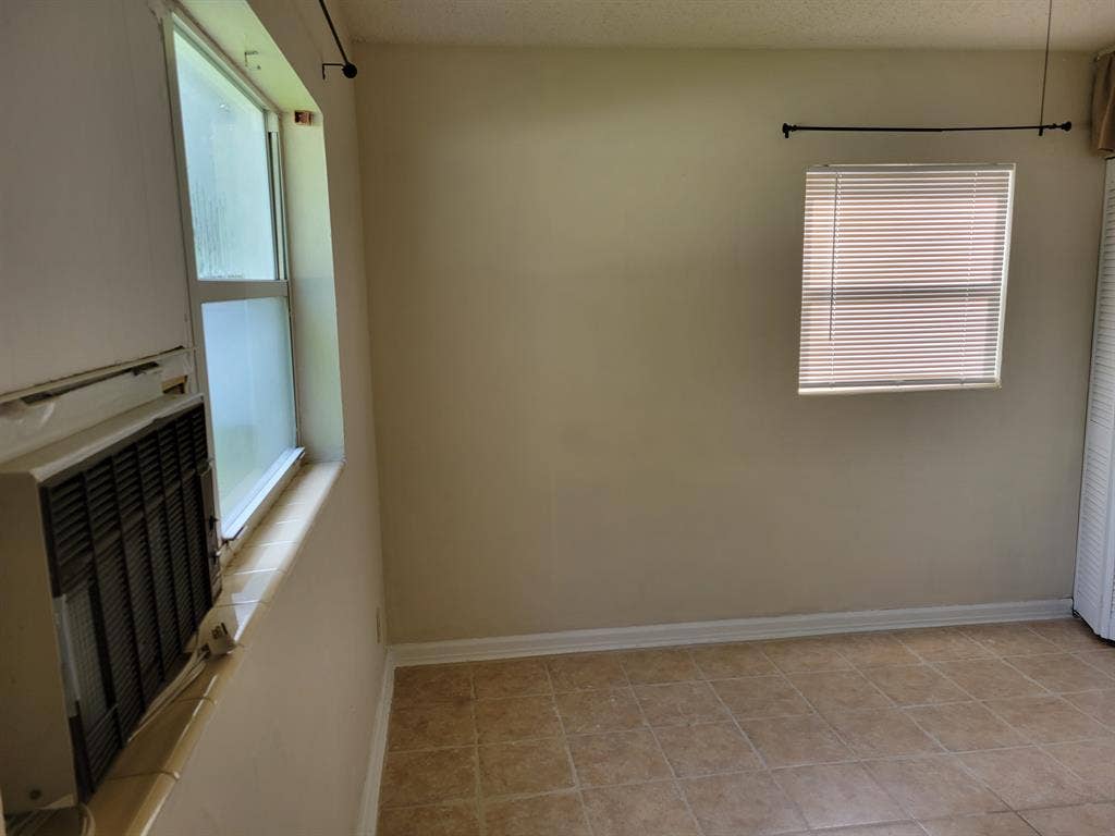 Looking for a quality roommate