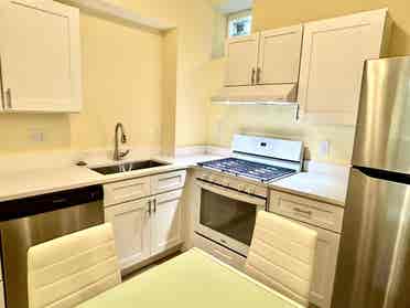 FULLY FURNISHED & RENOVATED Room