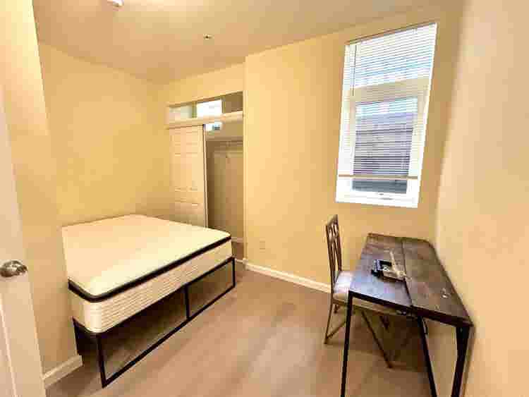 FULLY FURNISHED & RENOVATED Room