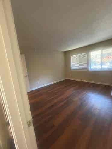 Quiet Complex in Sandy Springs
