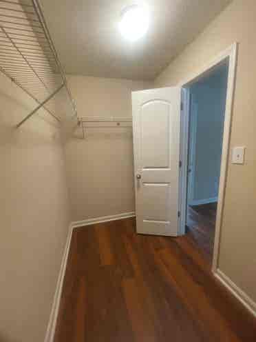 Quiet Complex in Sandy Springs
