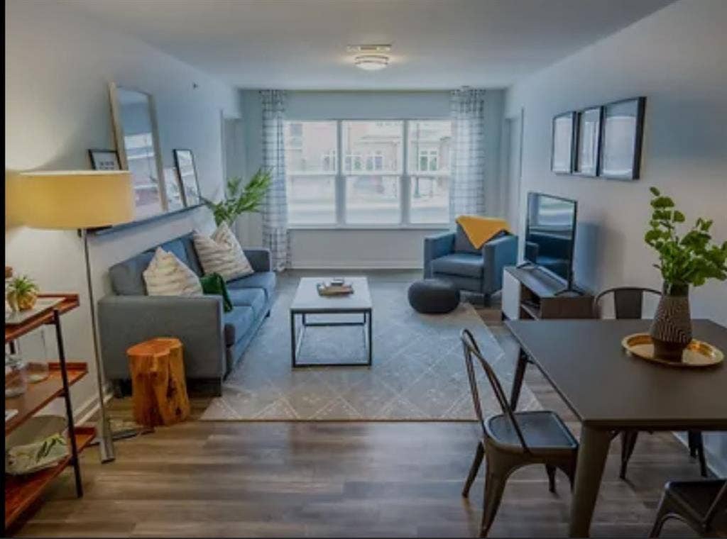 Varsity House Apartments