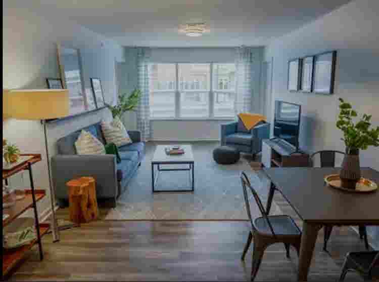 Varsity House Apartments