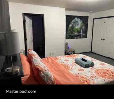 Huge Master Bedroom w/Private Bath
