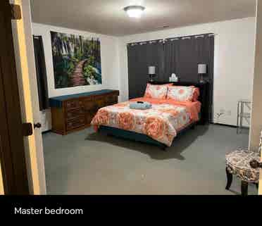 Huge Master Bedroom w/Private Bath