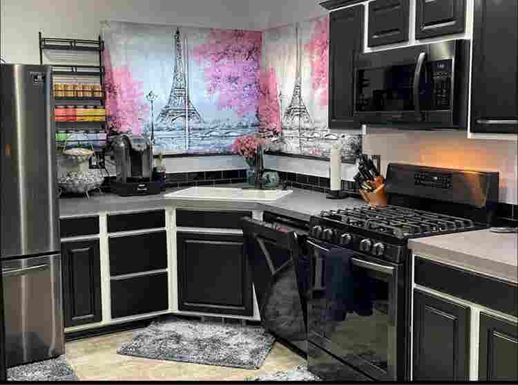 This room has been rented :) :)