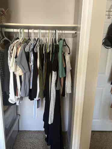 1 room with shared bathroomm